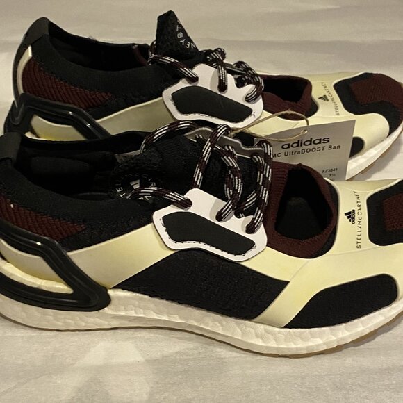 ADIDAS Women's BY STELLA MCCARTNEY ULTRABOOST SANDALS Size 5 us FZ3041 - Picture 2 of 5